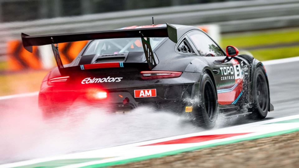 پورشه 911 GT2 RS ایوو