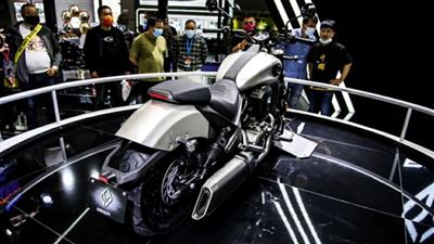 موتورسیکلت بندا BD500 بلک فلگ