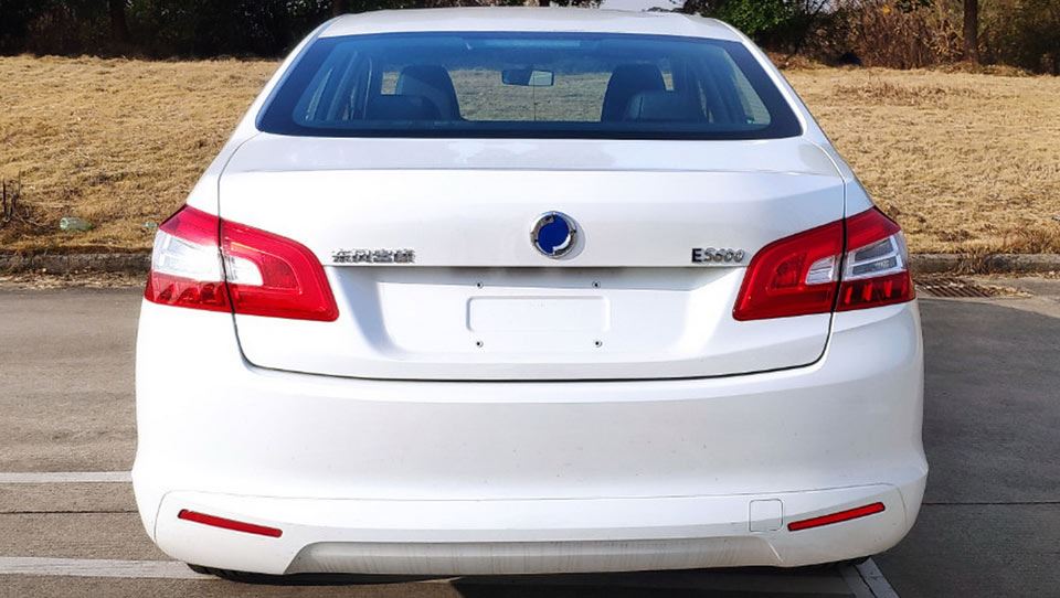 دانگفنگ فوکانگ ES600