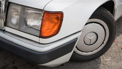 تست و بررسی مرسدس بنز E230 مدل 1991 اتاق W124