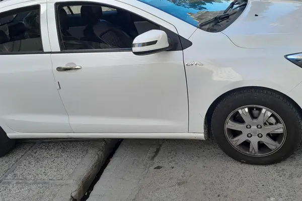 نمای 2 از خرید شاهین، اتوماتیک CVT، تیپ G، مدل 1403 مدل 1403 رنگ سفید / - نقدی و اقساطی در خودروشاپ