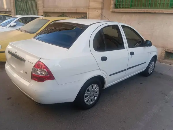 نمای 2 از خرید تیبا، صندوق دار، SX بنزینی، مدل 1400 مدل 1400 رنگ سفید / داخل خاکستری نقدی و اقساطی در خودروشاپ