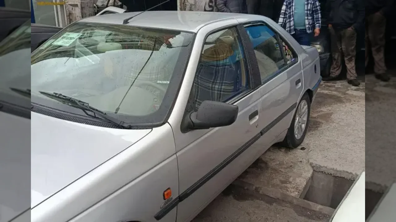 بررسی یک پژو، 405 مدل 1395 موجود در خودروشاپ؛ ارزش خرید و قیمت بازار