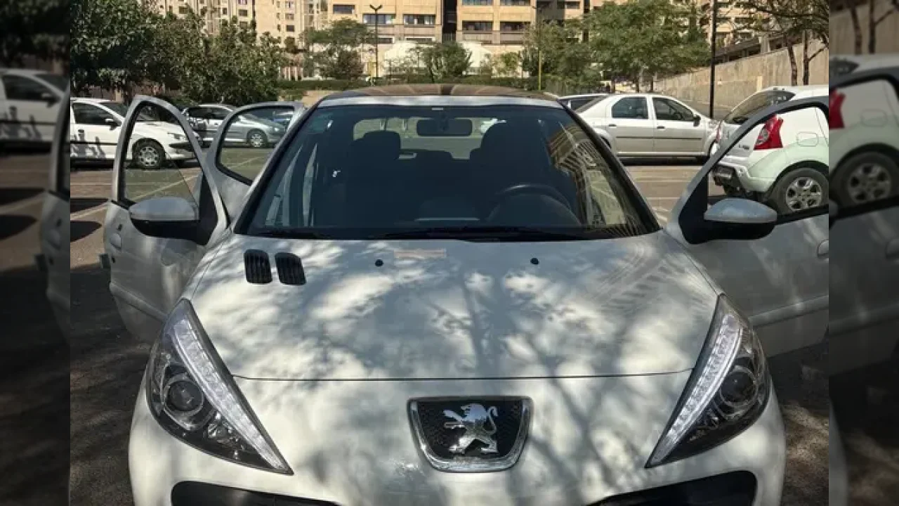 قبل از خرید پژو، 207 مدل 1402 این قیمتها و گزارش کارشناسی را ببینید